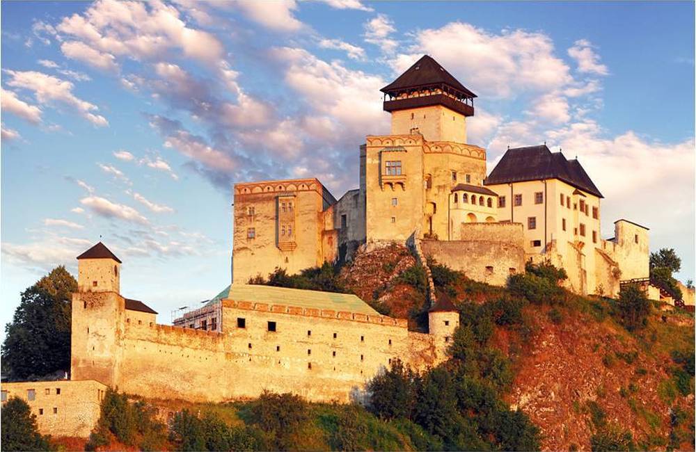 Trenčiansky hrad navštívilo viac ako 120 000 návštevníkov, v novom roku sprístupnia ďalšie priestory