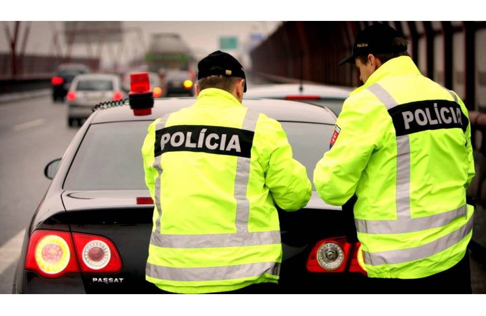 Polícia v Prievidzi obvinila 60-ročného vodiča, ktorý pri kontrole nafúkal takmer 3 promile alkoholu