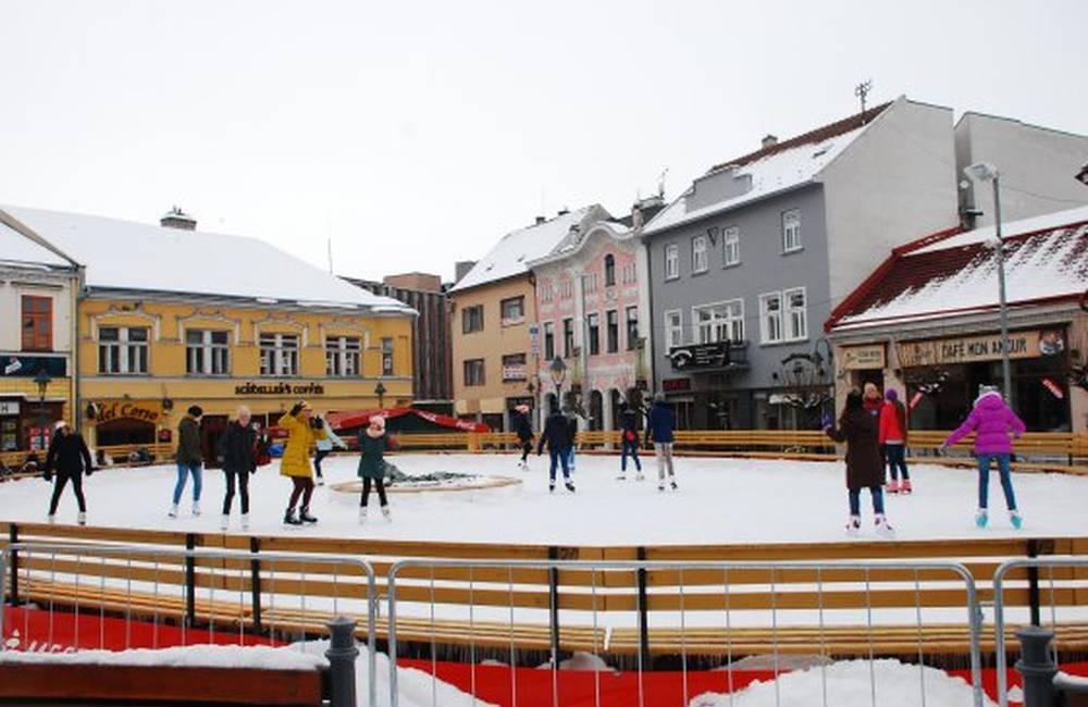 Klzisko na Štúrovom námestí v Trenčíne ostáva otvorené aj počas prázdnin, vstup je voľný