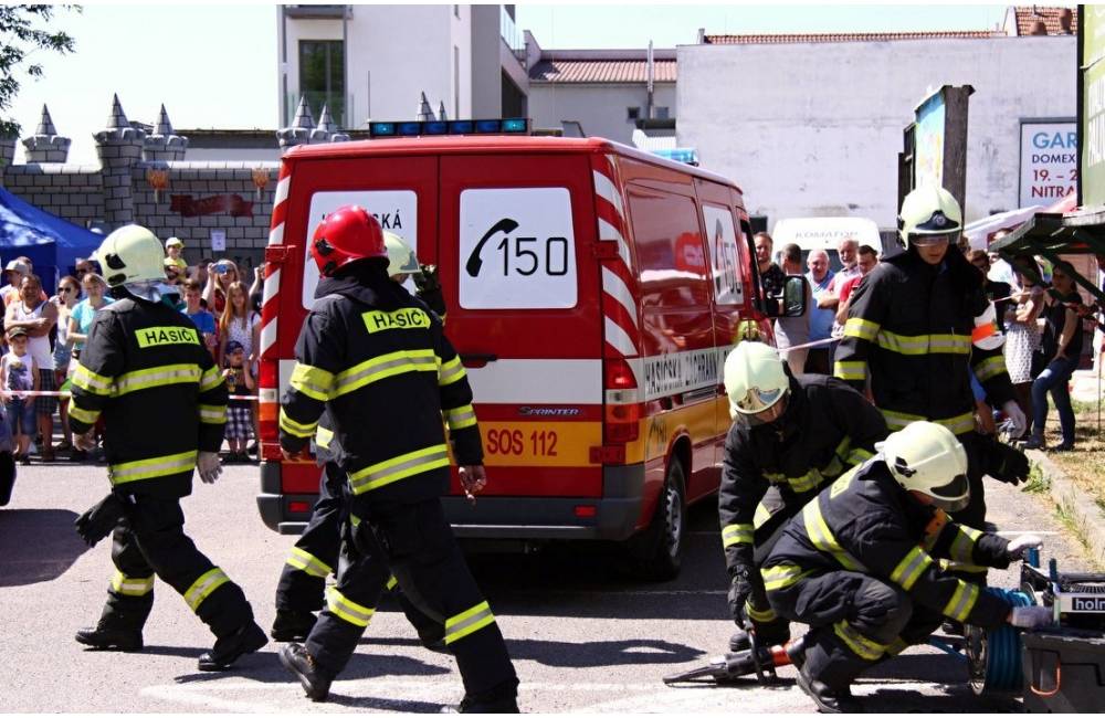 Hasiči si zmerali sily aj počas 7. ročníka súťaže Železný hasič v Bánovciach nad Bebravou