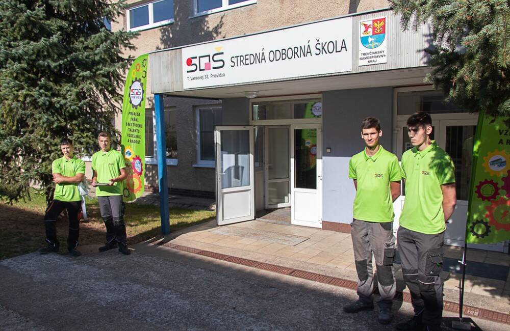 VIDEO: Stredná škola v Prievidzi si prešla modernizáciou za takmer 30-tisíc eur, zmeny však nekončia