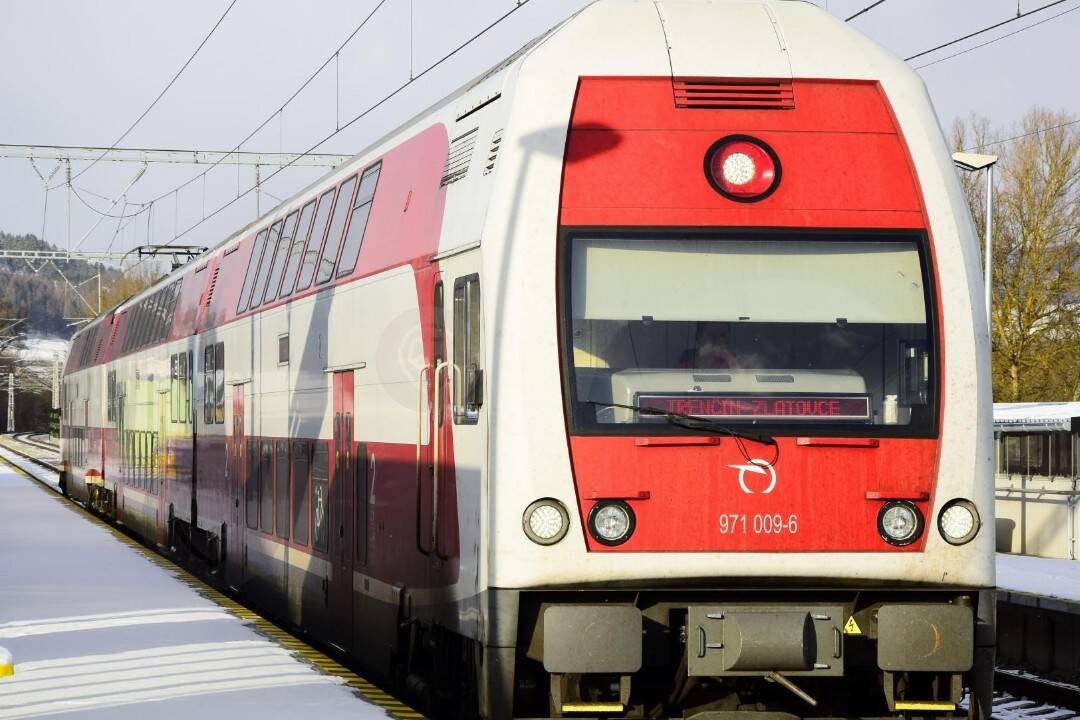 Na trati Dolný Hričov – Považská Bystrica je naplánovaná výluka, cestujúcich odvezú autobusy