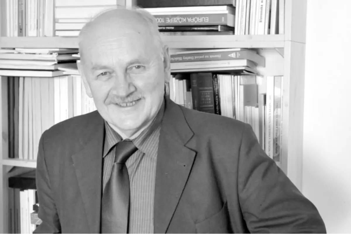 Foto: Zomrel profesor Alexander Ruttkay, jeho prvé archeologické výskumy podnikol v Bojniciach, neskôr v Partizánskom