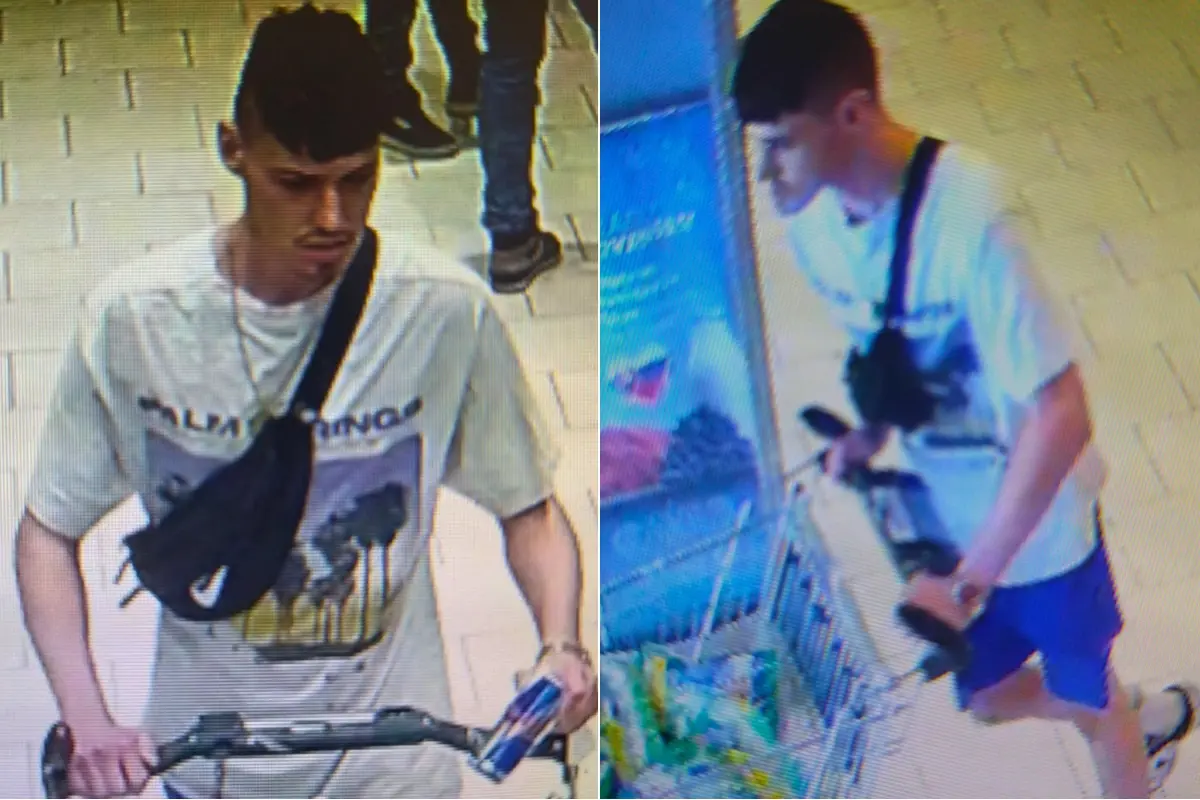 FOTO: Poznáte ho? Polícia hľadá mladého muža, ktorého zachytili kamery v predajni Kaufland v Trenčíne