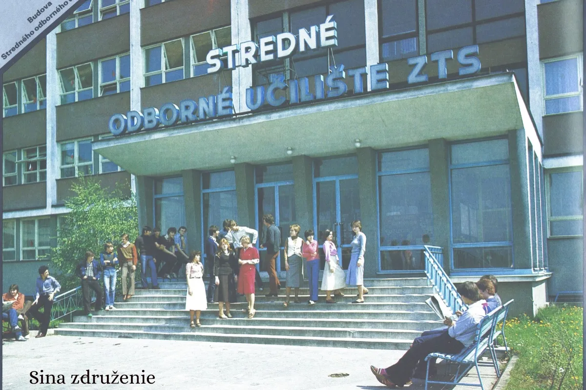 Dubničania spomínajú na učilište, ktoré vychovalo celé generácie odborníkov, o žiakov bolo postarané vo všetkom