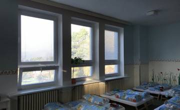 Na budove materskej školy na Šmidkeho ulici vymenili okná, investícia predstavuje sumu 120-tisíc eur