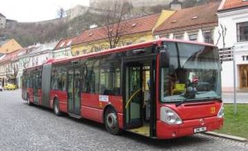 Návštevníci domácich zápasov HK Dukla Trenčín sa môžu tešiť na posilnenie autobusových spojov