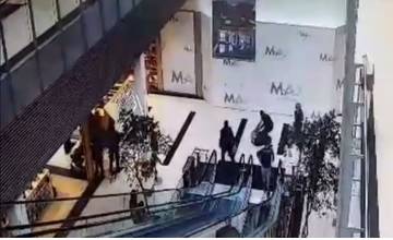 VIDEO: Policajt v čase svojho voľna spacifikoval zlodeja v obchodnom centre v Trenčíne