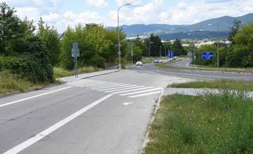 V Trenčíne začali stavať nový chodník na sídlisku Juh, prepojí ulice Gen. Svobodu a Východnú