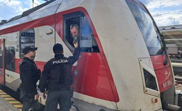 FOTO: Železničná polícia spustila tento týždeň akciu „Modrá 24“