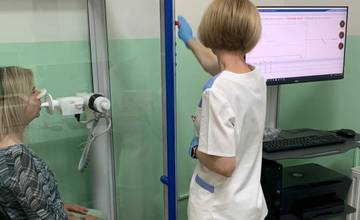 Fakultná nemocnica v Trenčíne získala novú prístrojovú posilu. U pacientov odhalí možné ochorenie pľúc