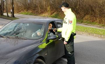Policajti skontrolovali 669 vodičov v Púchove a Považskej Bystrici, nenafúkal ani jeden