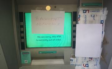 V Trenčianskom kraji úradovali opäť bankomatoví zlodeji. Odniesli si takmer 19-tisíc eur
