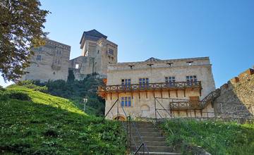 Letné kino na hrade? V Trenčíne žiadny problém