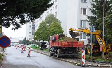 Obnova chodníkov v Trenčíne za takmer 84-tisíc eur sa dotkne viacerých častí mesta