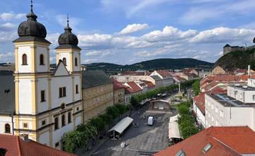 Sobotná prechádzka po Trenčíne prenesie milovníkov histórie do búrlivého 17. storočia