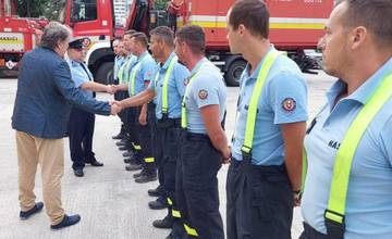 FOTO: Po boji s rozsiahlymi požiarmi v Grécku sa 10 slovenských hasičov opäť vrátilo domov