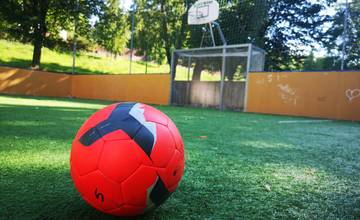 Dráma na ihrisku v Trenčíne. Na dvojicu chlapcov mal zaútočiť muž s bejzbolkou