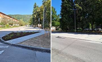 Púchovčanom pribudlo nové parkovisko, ktoré dopĺňa minipark a bezbariérový chodník