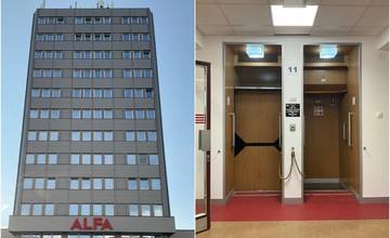 FOTO + VIDEO: Najvyššia budova Trenčína ukrýva výťah, ktorý nikdy nezastavuje