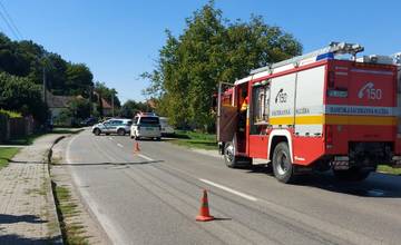 Tragická nehoda v Brodzanoch. Cúvajúce auto podľa polície zachytilo 80-ročnú chodkyňu