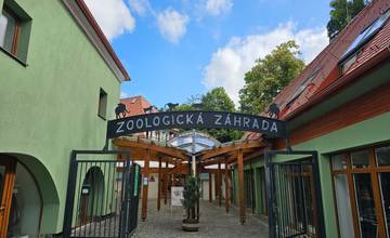 FOTO: Najstaršiu slovenskú zoologickú záhradu navštívil po prvýkrát známy herec