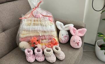 FOTO: Krásne gesto pre najmenších. Obdarovaní drobci v trenčianskej nemocnici