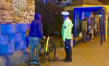 FOTO: Slovenskí cyklisti robia policajtom vrásky na čele. Pozrite, v čom prekonali vodičov áut! 