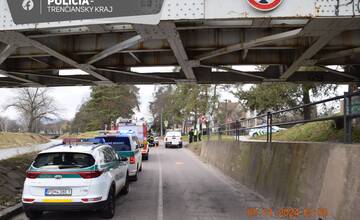 Tragédia na hornej Nitre. Vodič zomrel počas šoférovania