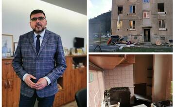 FOTO: V obuvníckom meste vypratávajú ďalšiu bytovku. Nezaobišlo sa to bez emócií