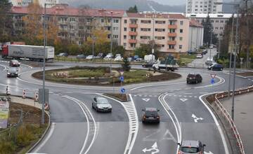 NÁVOD: Viete, ako bezpečne prejsť turbo-okružnou križovatkou v Trenčíne?