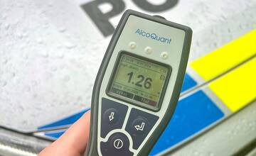 Opitý vodič v Bánovciach prekvapil policajtov. Muž sadol za volant s takmer tromi promile v krvi