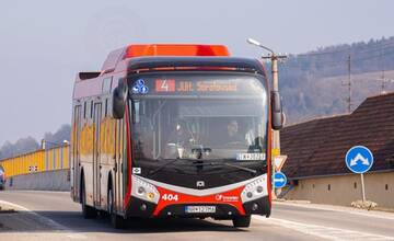 Dôležitá správa  pre Trenčanov. Od dnes mení nástupište autobusová linka číslo 4 