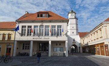 Už túto stredu bude zasadať trenčianske mestské zastupiteľstvo. Rokovať sa bude aj o autobusovej stanici