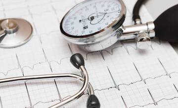 Februárová prechádzka mestom predstaví výnimočných lekárov a lekárky z Trenčína