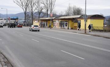 Obnova vodorovného značenia na Hasičskej ulici je nutná: Poukazujú na to samotní vodiči