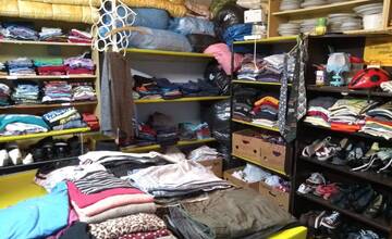 Výzva Trenčanom: Sociálny šatník  aktuálne neberie žiadne veci