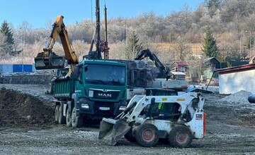 FOTO: V Považskej Bystrici odštartovala dlhoočakávaná investícia
