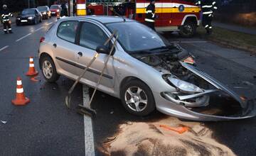 FOTO: Pri dopravnej nehode v Prievidzi sa zranila 21-ročná spolujazdkyňa