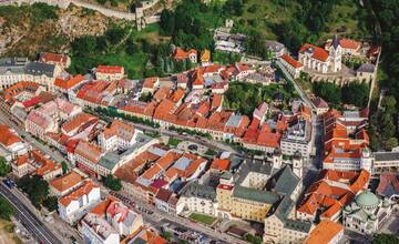 Novinka z Trenčína. Obľúbené Prechádzky mestom budú prístupnejšie aj ľuďom, ktorým sa ťažšie chodí