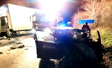 Smrť na ceste I/9: Jazda neosvetleného vozidla vo večerných hodinách skončila tragicky