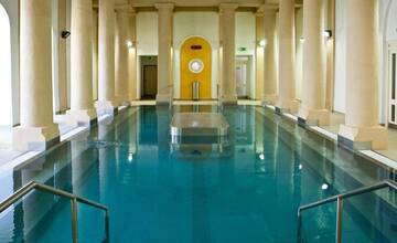 Už len posledný týždeň platí vstup za polovicu do termálnych vôd v Trenčianskych Tepliciach