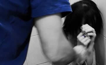 Polícia zadržala ďalšieho násilníka. Otrasné, čo oznámil svojmu synovi

