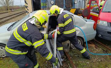 FOTO: Marcové zásahy hasičov. Stovky výjazdov a uchránený majetok za státisíce