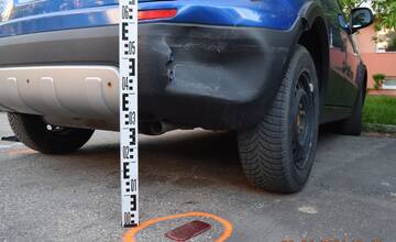 Pri cúvaní nabúral do zaparkovaného auta na parkovisku. Nafúkal viac ako dve promile