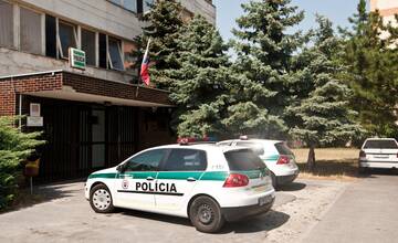 Bombu včera nahlásili aj na súde v bratislavskom Novom Meste. Polícia 25-ročného Myjavčana zadržala a obvinila