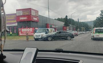 Dopravná nehoda v Prievidzi na križovatke Bojnická cesta a Olympionikov. Počítajte so zdržaním