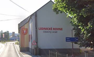 Obec Lednické Rovné plánuje zrekonštruovať budovu obecného úradu, začnú už v novembri