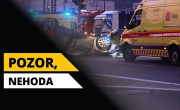 Medzi Trenčínom a Skalkou nad Váhom došlo k dopravnej nehode, zdržíte sa
