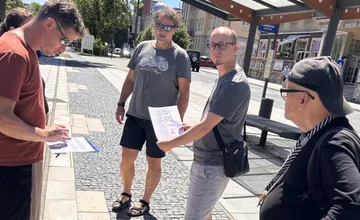 20 momentov, ktoré formovali Handlovú. Na námestí nájdete historické míľniky zvečnené v kamennej kronike 